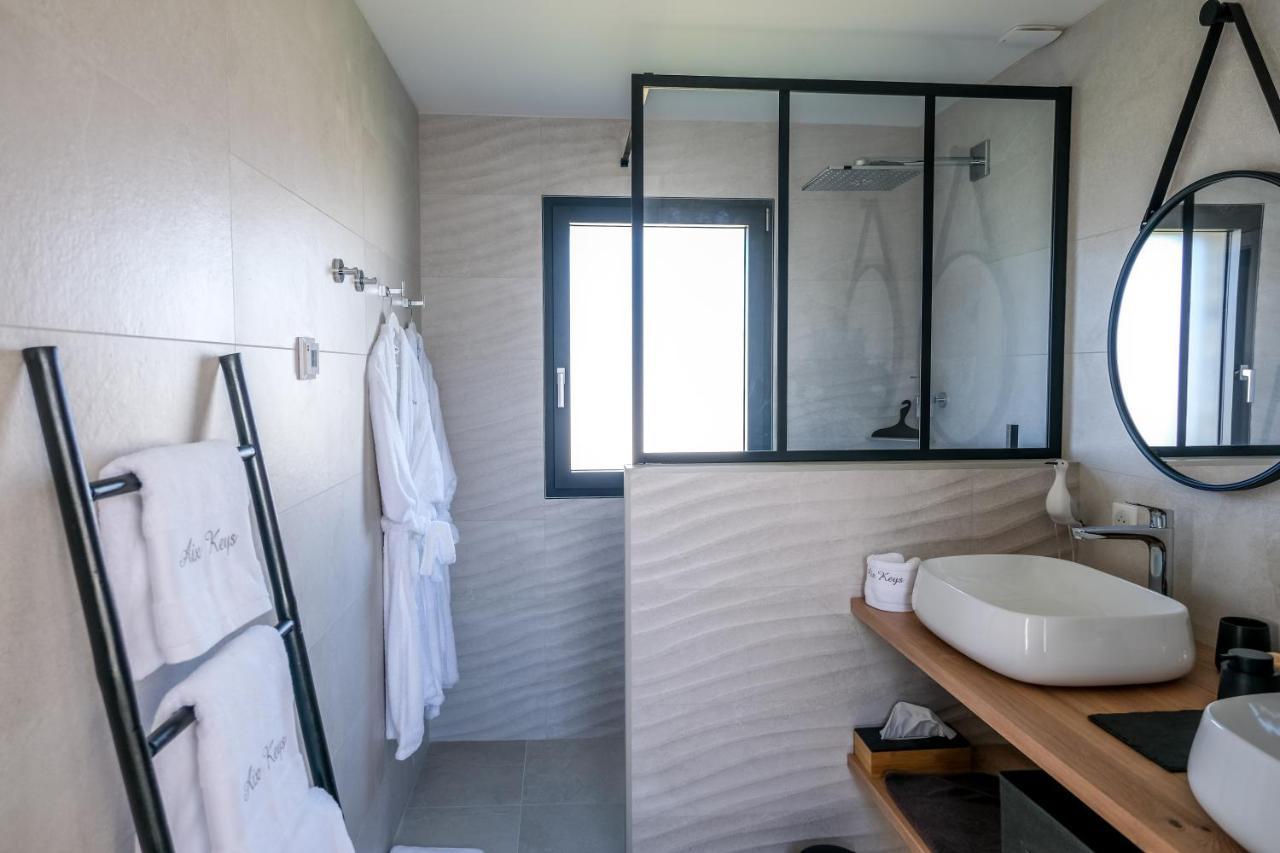 Suites By Aix Keys Avec Jacuzzi Privatif 5 Min Des Plages Fouras Saint-Laurent-de-la-Prée Buitenkant foto