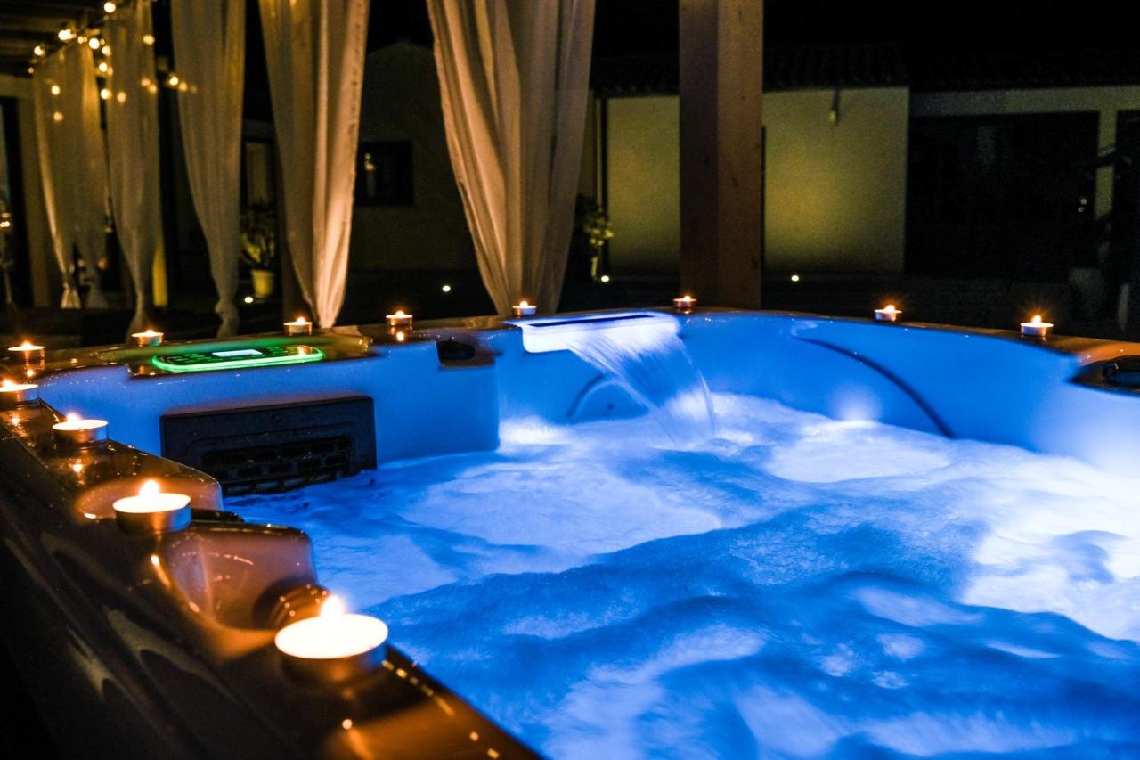 Suites By Aix Keys Avec Jacuzzi Privatif 5 Min Des Plages Fouras Saint-Laurent-de-la-Prée Buitenkant foto