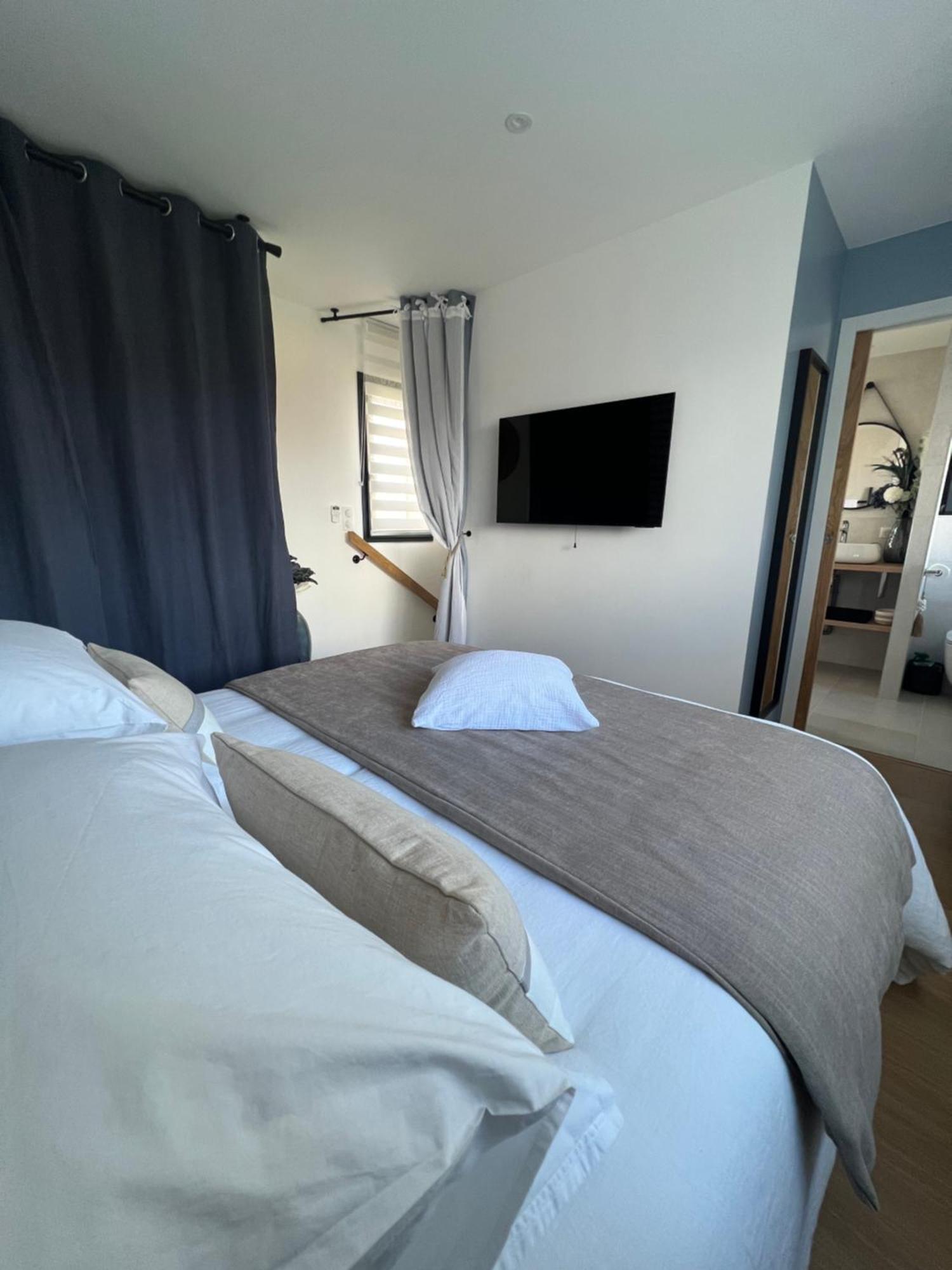 Suites By Aix Keys Avec Jacuzzi Privatif 5 Min Des Plages Fouras Saint-Laurent-de-la-Prée Buitenkant foto